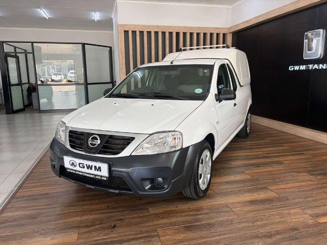 2021 Nissan NP200 1.6 A/C Safety Pack