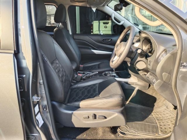 2026 Nissan Navara 2.5DDTi Stealth Auto, photo 5