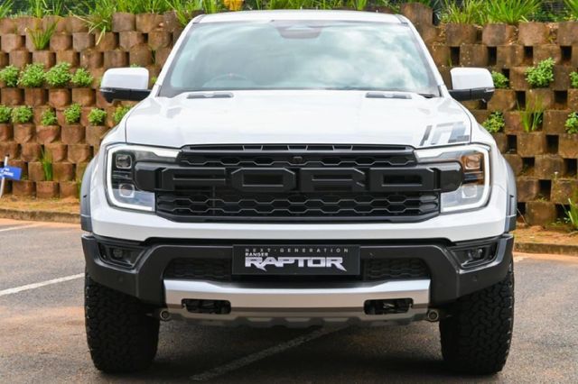 2025 Ford Ranger 3.0 V6 Bi Turbo Ecoboost Raptor 4x4 Auto, photo 2