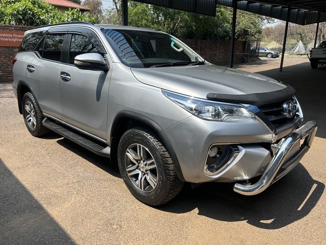 2016 Toyota Fortuner 2.4 GD-6 Raised Body
