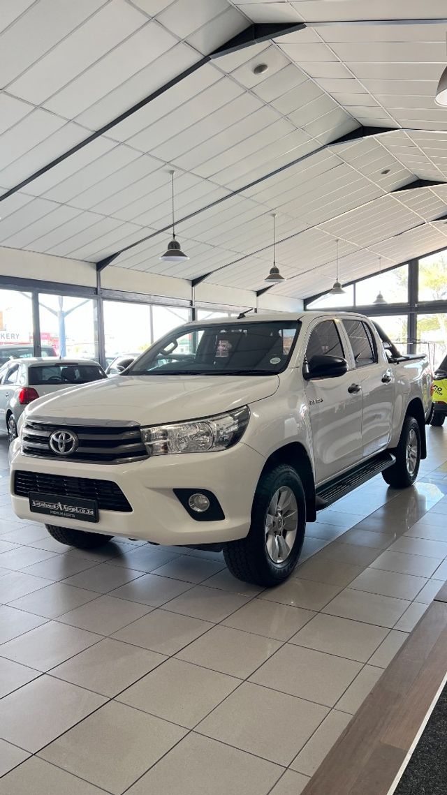 2018 Toyota Hilux 2.4 GD-6 Raised Body SRX Double-Cab, photo 3