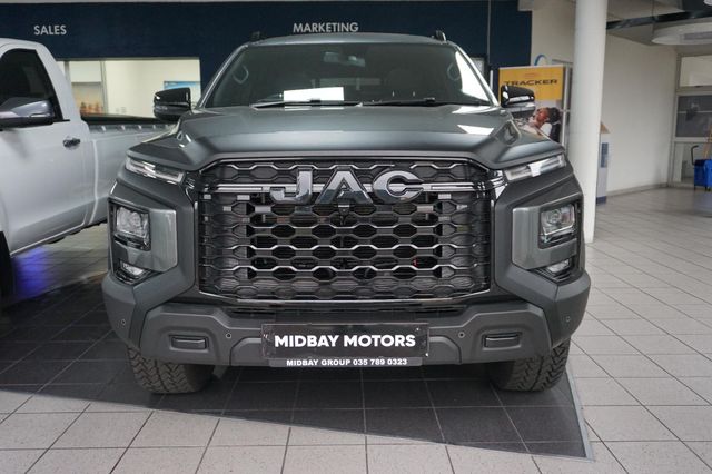 2026 JAC T9 2.0 CTI Black Edition 4x4 Auto Double-Cab, photo 2