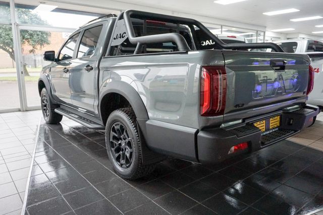 2026 JAC T9 2.0 CTI Black Edition 4x4 Auto Double-Cab, photo 4