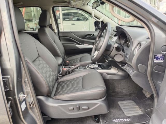 2026 Nissan Navara 2.5DDTi Stealth Auto, photo 5
