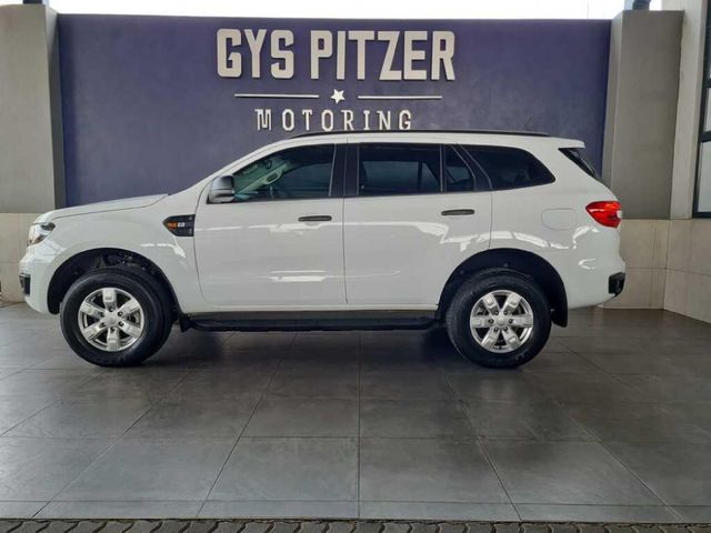 2021 Ford Everest 2.2 TDCi XLS Auto, photo 2