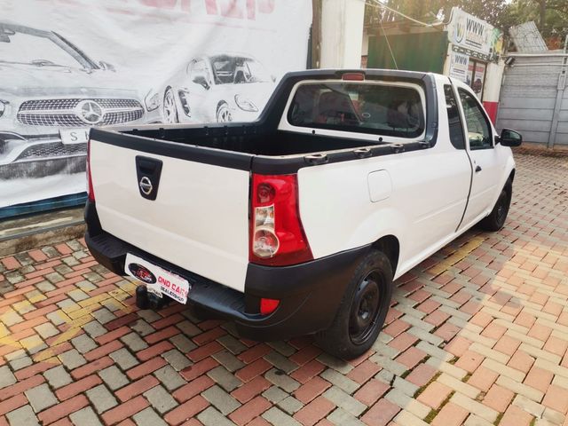 2014 Nissan NP200 1.6 (Petrol, Manual), photo 5