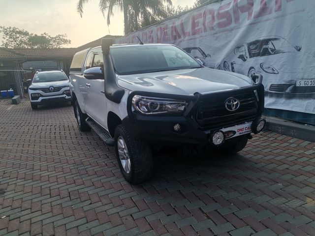 2016 Toyota Hilux 2.8 GD-6 Raider 4x4 Extended Cab (Diesel, Manual)