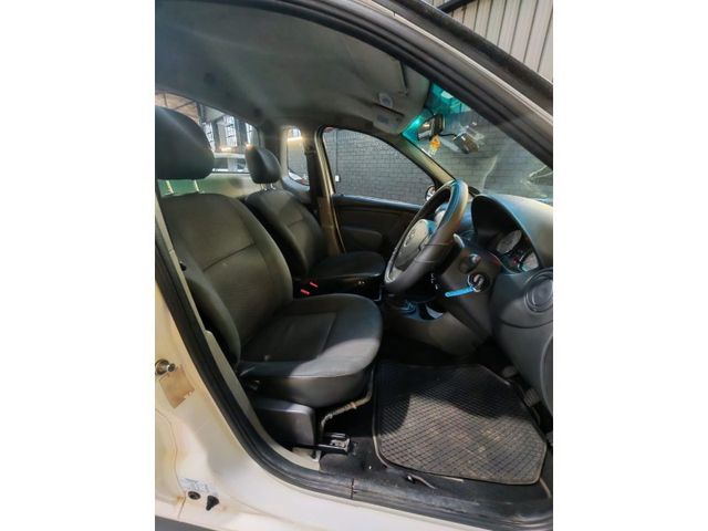 2022 Nissan NP200 1.6 A/C Safety Pack, photo 3