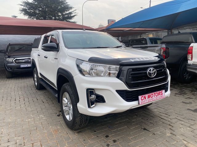 2017 Toyota Hilux 2.4 GD-6 Raised Body SRX Double-Cab