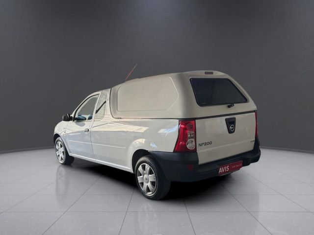 2022 Nissan NP200 1.6 A/C Safety Pack, photo 5