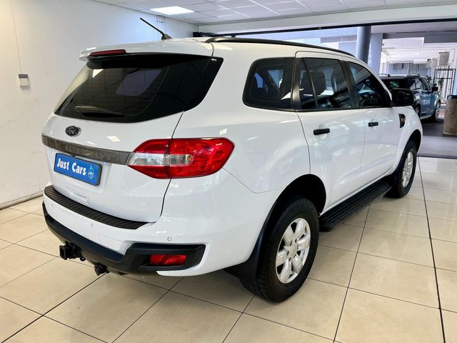 2020 Ford Everest 2.2 TDCi XLS Auto, photo 3