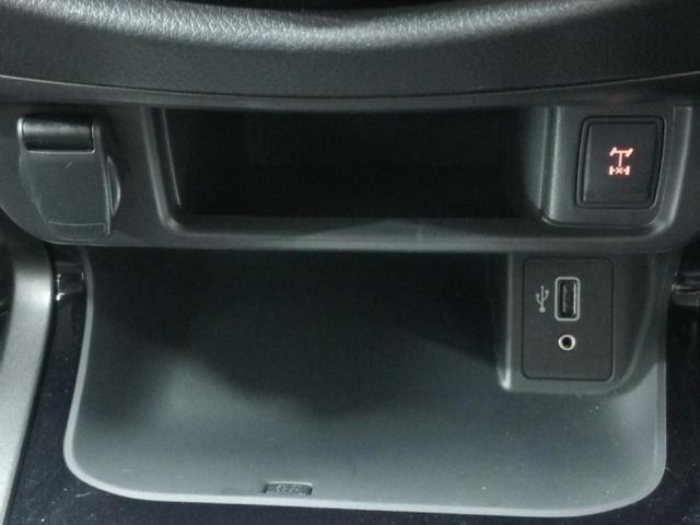 2026 Nissan Navara 2.5 DDTi PRO-2X Auto Double-Cab, photo 3