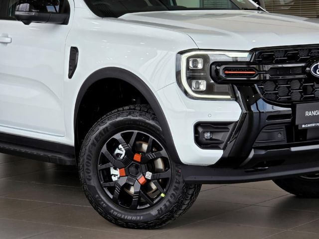 2026 Ford Ranger 2.3 Wildtrak Auto Double-Cab, photo 4