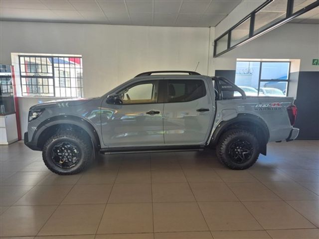 2026 Nissan Navara 2.5DDTi PRO-4X Warrior 4x4 Double-Cab Auto, photo 4
