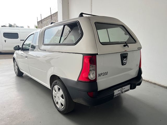 2022 Nissan NP200 1.6 A/C Safety Pack, photo 4