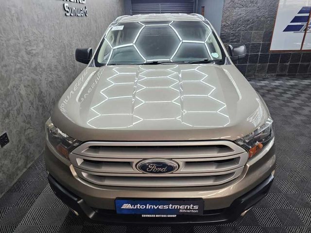 2017 Ford Everest 2.2 TDCi XLS Auto, photo 3