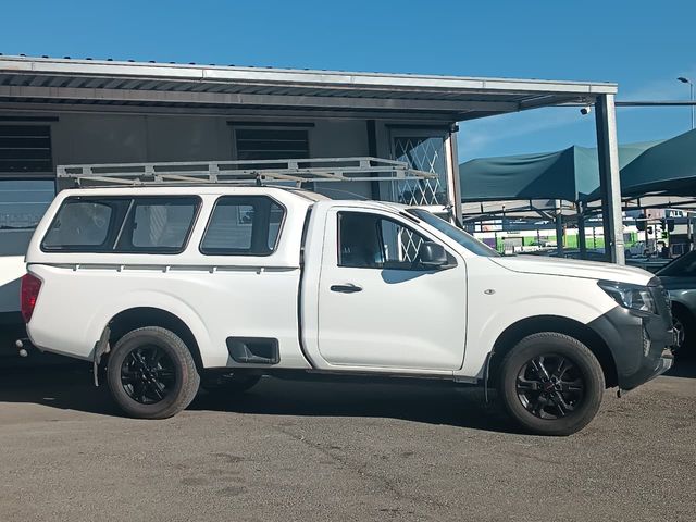 2023 Nissan Navara 2.5 DDTi LE Single-Cab, photo 4