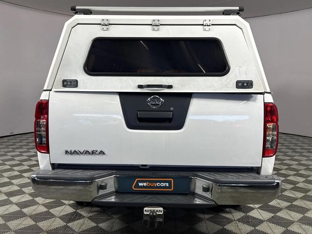 2015 Nissan Navara 3.0 dCi LE Auto 4x4 Double-Cab, photo 5