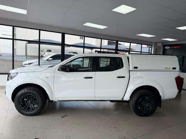 2022 Nissan Navara 2.5 DDTi SE Double-Cab, photo 3