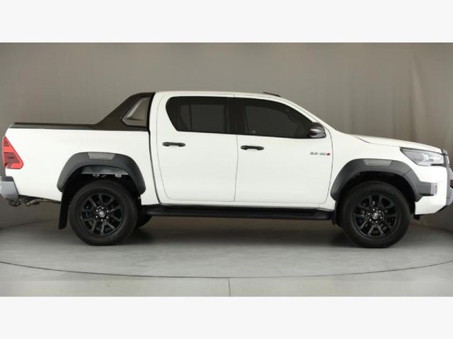 2025 Toyota Hilux 2.8 GD-6 Raised Body Legend RS 4x4 Auto Double-Cab, photo 5