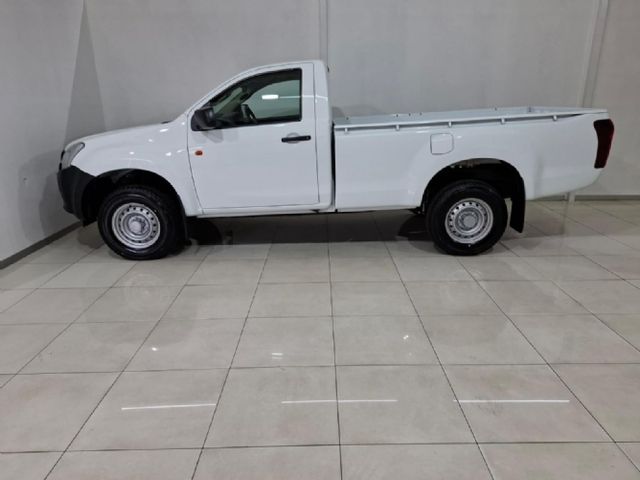 2026 Isuzu D-Max 250C Fleetside Single-Cab, photo 2