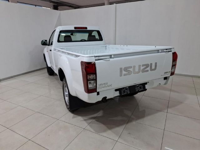 2026 Isuzu D-Max 250C Fleetside Single-Cab, photo 3