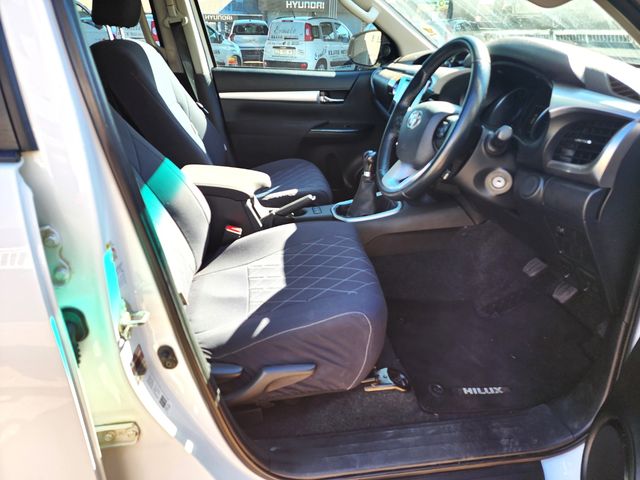2016 Toyota Hilux 2.8 GD-6 Raider 4x4 Double-Cab, photo 4