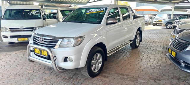 2012 Toyota Hilux 4.0 V6 Raider Raised Body Auto Double-Cab