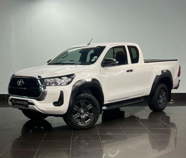 2022 Toyota Hilux 2.4 GD-6 Raised Body Raider Auto Extended Cab, photo 3