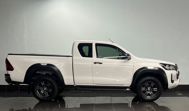 2022 Toyota Hilux 2.4 GD-6 Raised Body Raider Auto Extended Cab, photo 5