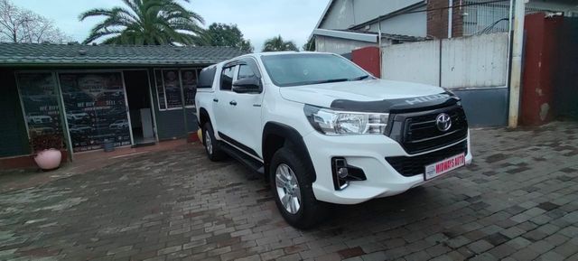 2017 Toyota Hilux 2.4 GD-6 Raised Body SRX Double-Cab