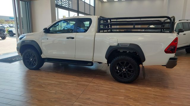 2025 Toyota Hilux 2.8 GD-6 Raised Body Legend 4x4 Auto Extended Cab, photo 5