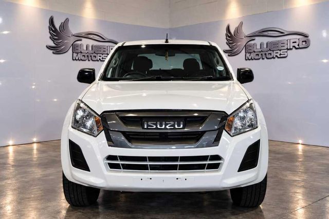 2021 Isuzu D-Max 300 Hi-Rider Auto Double-Cab, photo 2
