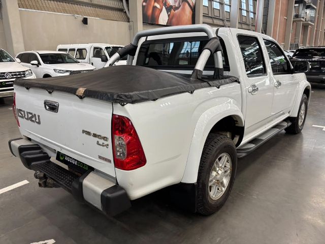 2010 Isuzu KB 300D-Teq Double-Cab LX, photo 3