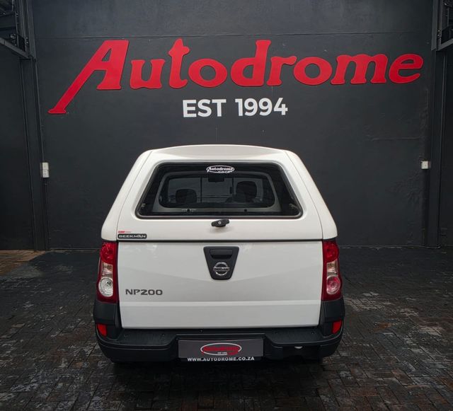 2019 Nissan NP200 1.6 A/C Safety Pack, photo 5