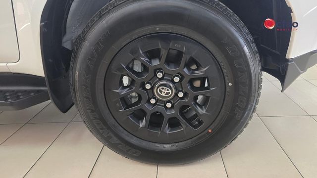 2026 Toyota Hilux 2.8 GD-6 RB SRX 4x4 Auto Double-Cab, photo 4