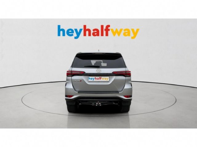 2025 Toyota Fortuner 2.8 GD-6 R/B Auto, photo 5