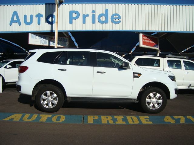 2017 Ford Everest 2.2 TDCi XLS Auto, photo 3