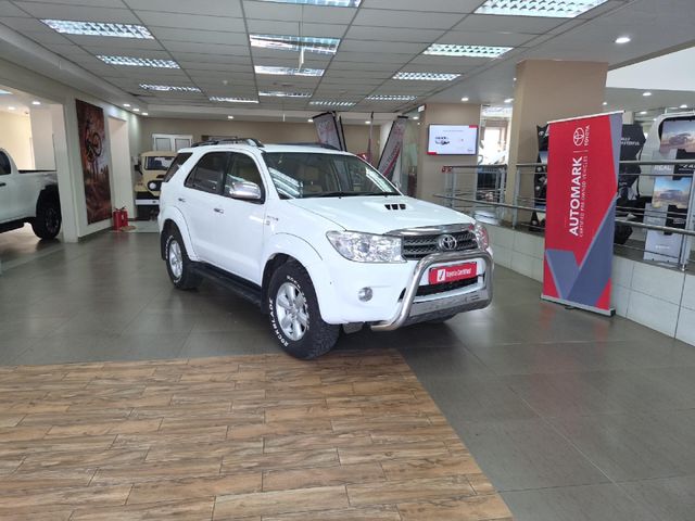 2011 Toyota Fortuner 3.0 D-4D Raised Body Auto