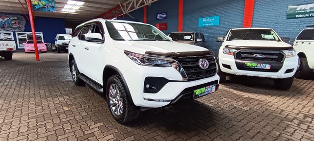 2023 Toyota Fortuner 2.8 GD-6 Raised Body Auto, photo 2