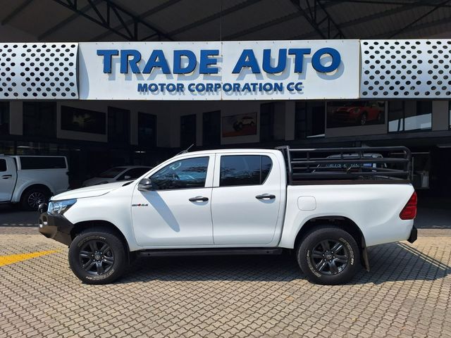 2021 Toyota Hilux 2.4 GD-6 Raider 4x4 Double-Cab, photo 3