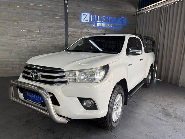 2016 Toyota Hilux 2.8 GD-6 Raised Body Raider Extended Cab, photo 4
