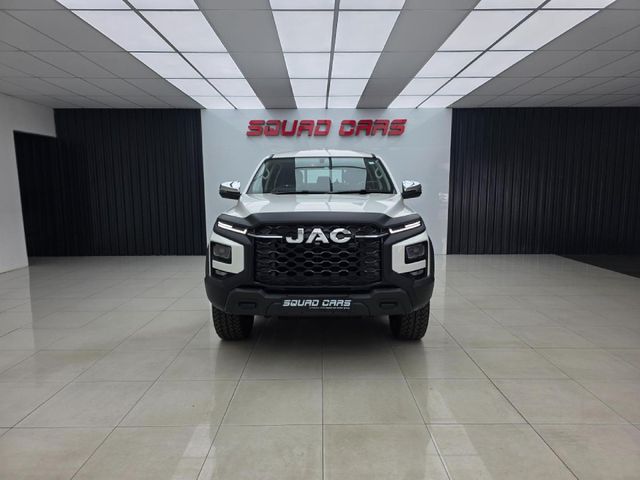 2026 JAC T9 2.0 CTI Lux 4x4 Auto Double-Cab, photo 3