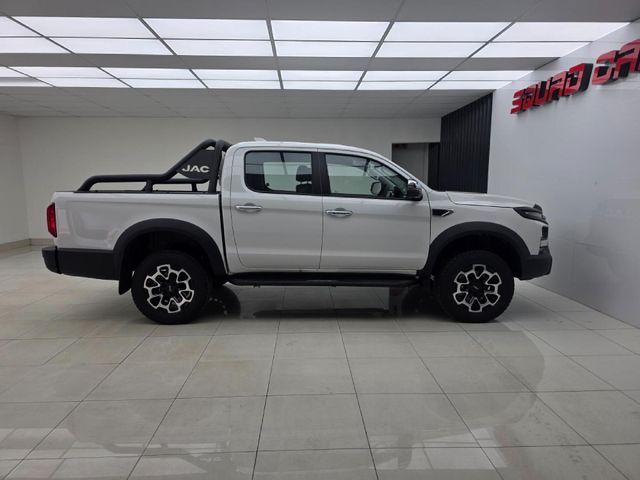 2026 JAC T9 2.0 CTI Lux 4x4 Auto Double-Cab, photo 5