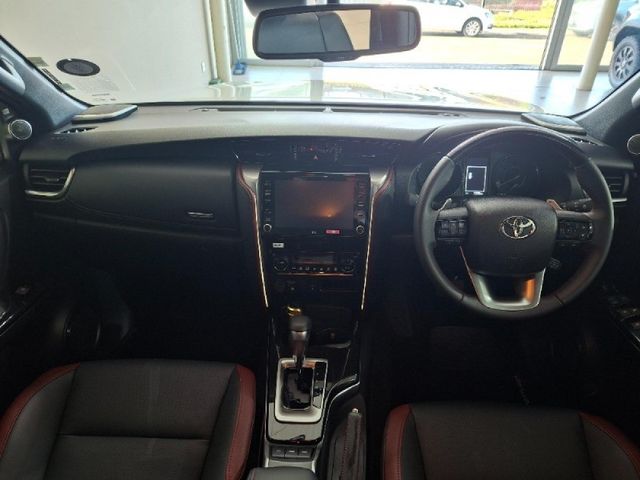 2026 Toyota Fortuner 2.8 GD-6 VX Auto (mHev), photo 2