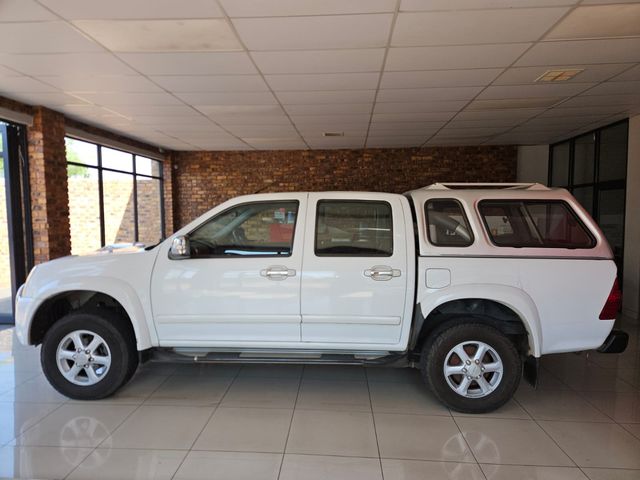 2009 Isuzu KB 300D-Teq Double-Cab LX, photo 5