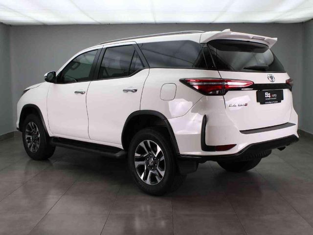 2025 Toyota Fortuner 2.4 GD-6 R/B Auto, photo 5