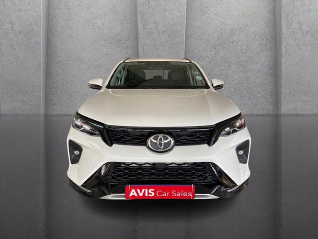 2025 Toyota Fortuner 2.4 GD-6 R/B Auto, photo 2