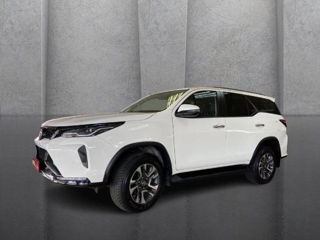 2025 Toyota Fortuner 2.4 GD-6 R/B Auto, photo 3