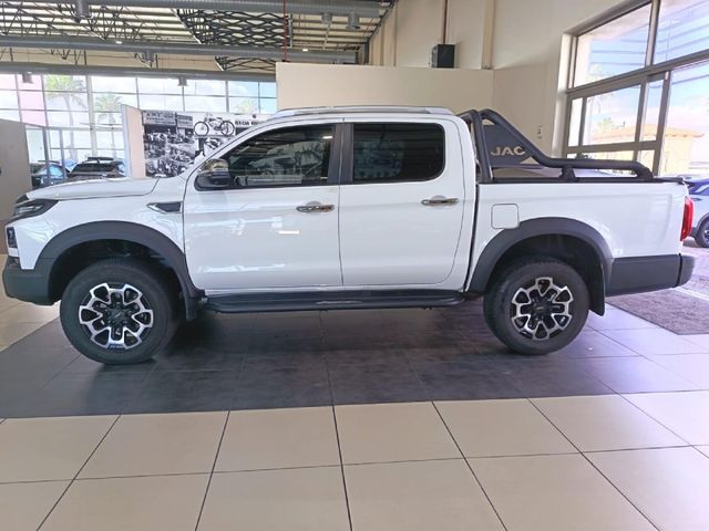 2026 JAC T9 2.0 CTI Lux 4x4 Auto Double-Cab, photo 5